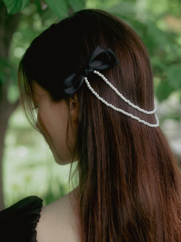 Double Bow Pearl Hair Clip.
