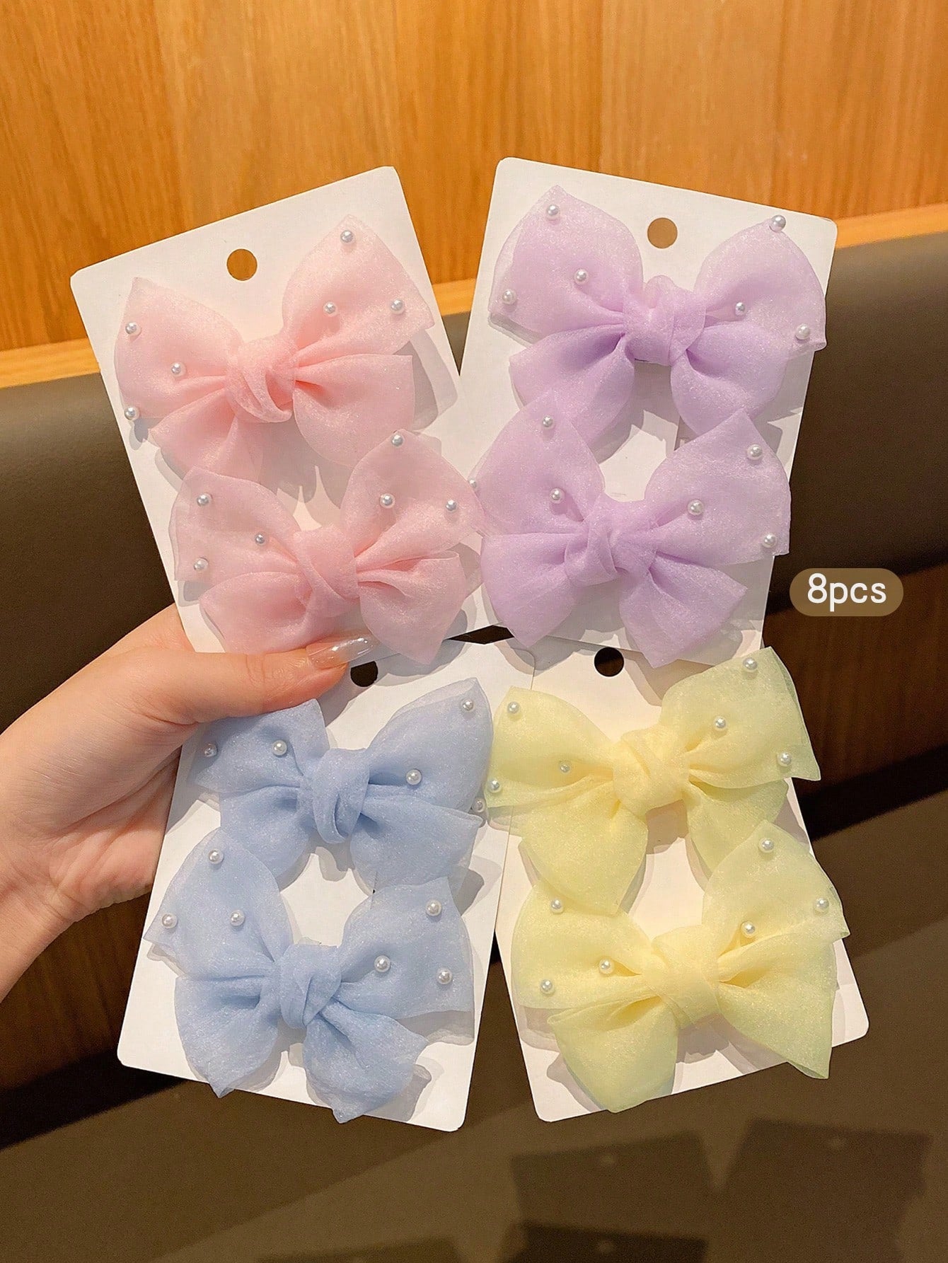 8pcs Assorted Color Sweet Style Hair Clips.