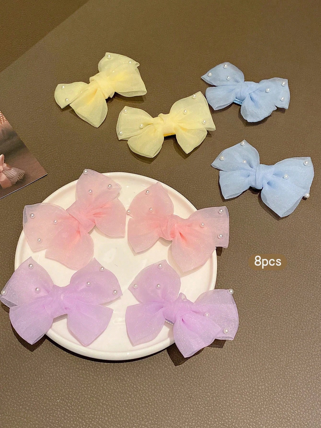 8pcs Assorted Color Sweet Style Hair Clips.