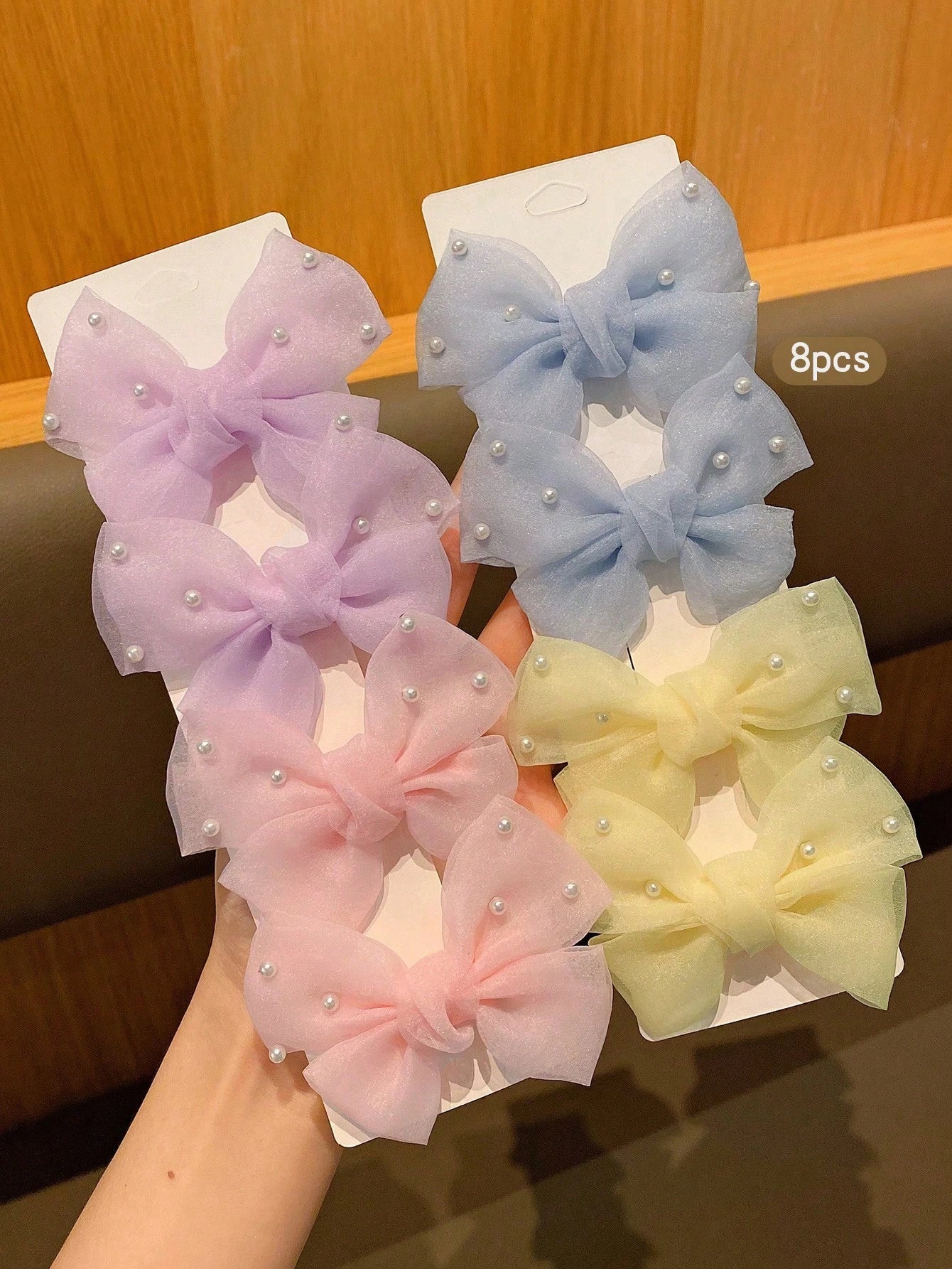 8pcs Assorted Color Sweet Style Hair Clips.
