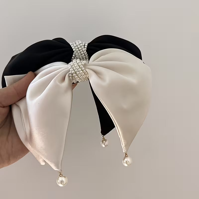 French-Style Vintage Bow & Imitation Pearl Hair Clip.