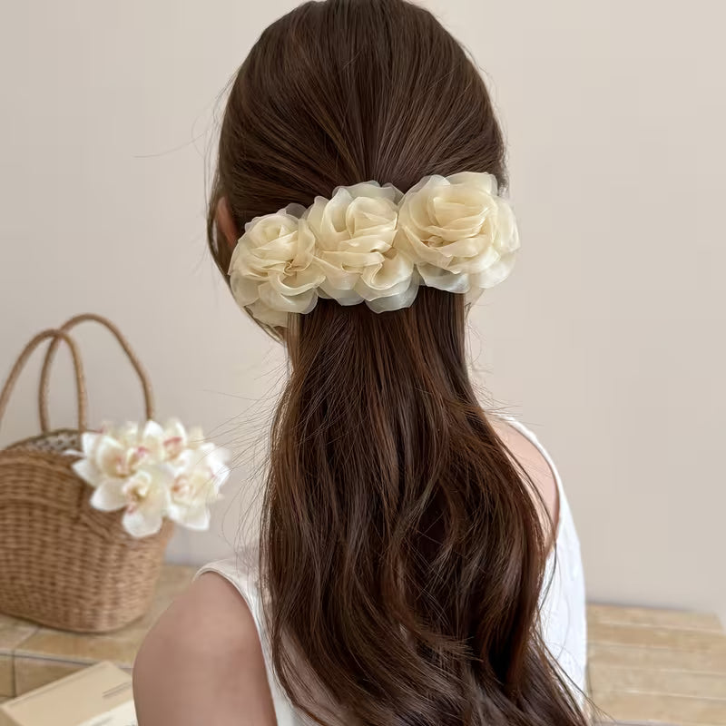 1pc Gentle Mesh Floral Claw Clip.