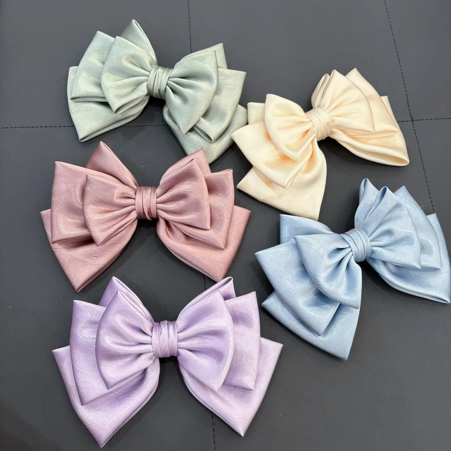 Fashion Gentle Extra Large Four-Layer Butterfly Knot Hair Clip.