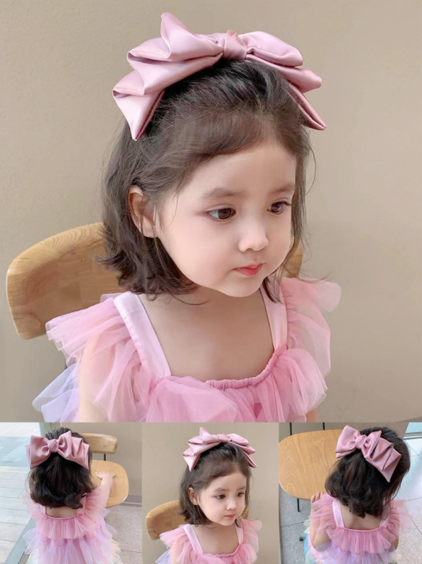 1pc Princess-style Pink Three-layered Bowknot Hair Clip.