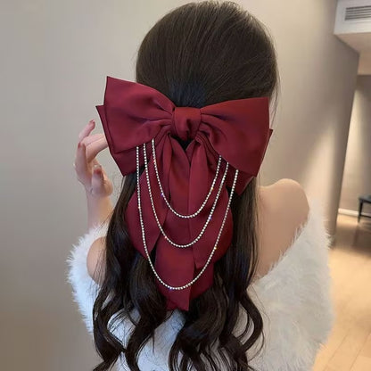 Elegant Pearl Bow Hair Clip – Luxury Statement Accessory