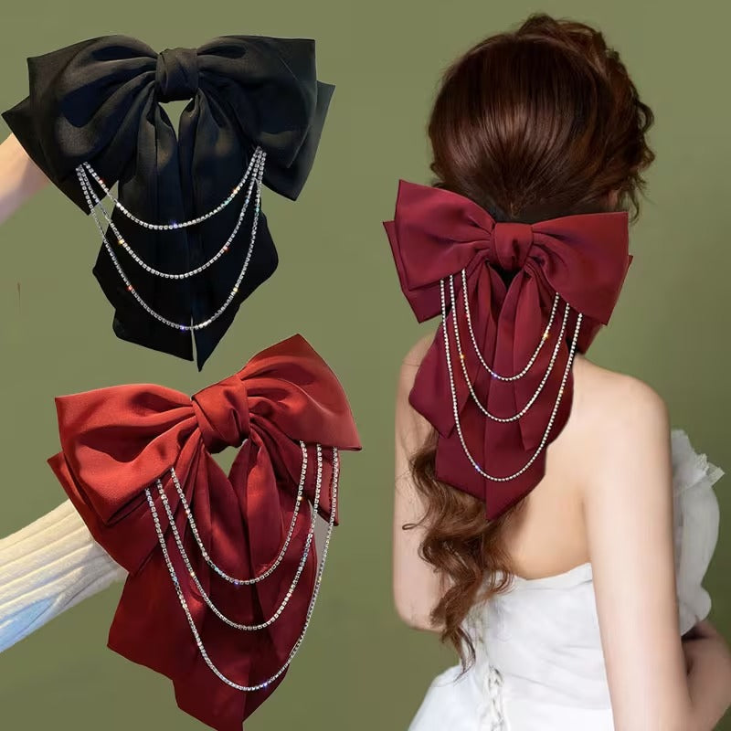 Elegant Pearl Bow Hair Clip – Luxury Statement Accessory