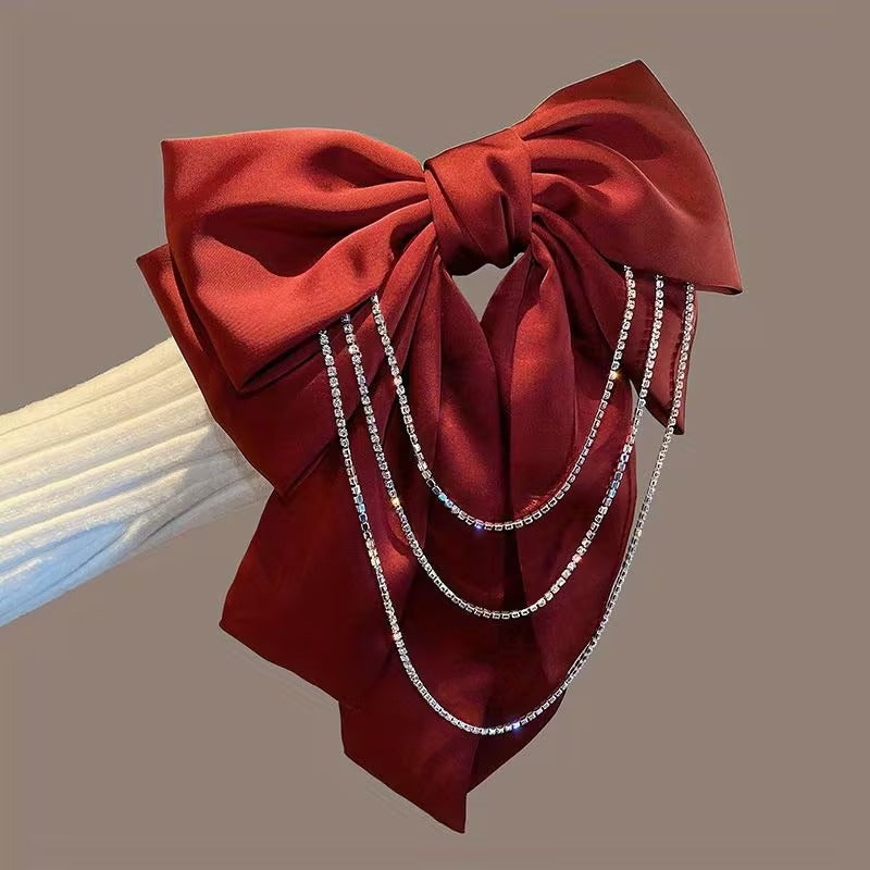 Elegant Pearl Bow Hair Clip – Luxury Statement Accessory