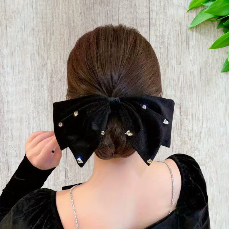 Velvet Butterfly Hair Clip, Vintage Elegant Back-of-Head Hair Accessory.