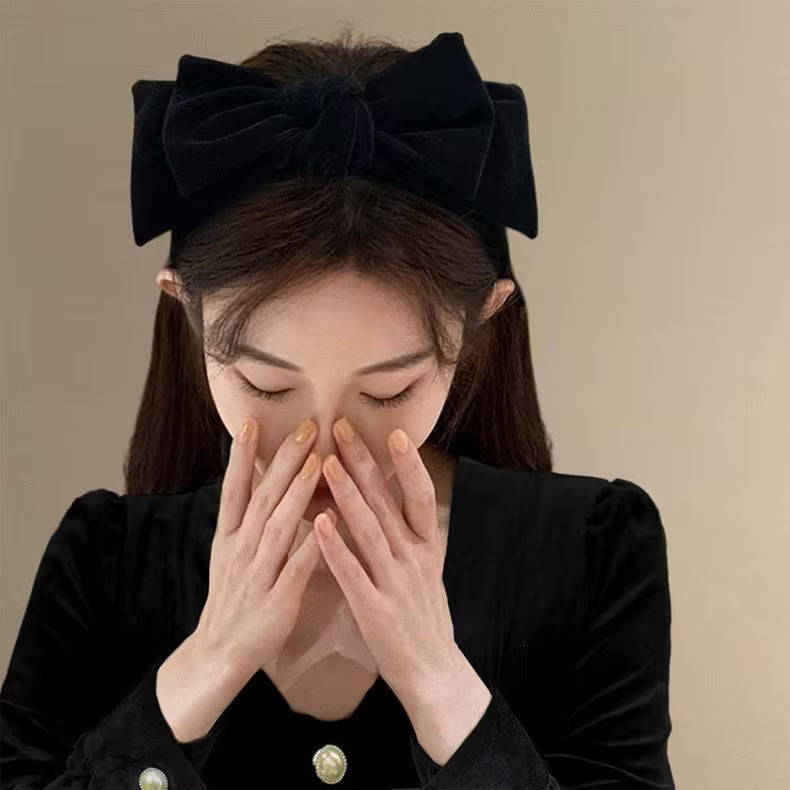 Luxury Velvet Bow Headband – Elegant Statement Hair Accessory for Women
