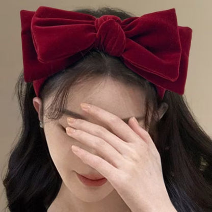 Luxury Velvet Bow Headband – Elegant Statement Hair Accessory for Women