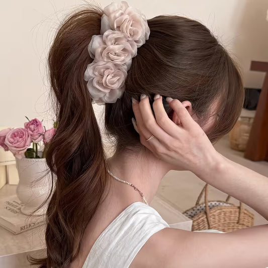 1pc Gentle Mesh Floral Claw Clip.