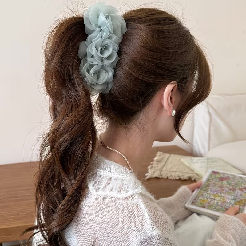 1pc Gentle Mesh Floral Claw Clip.