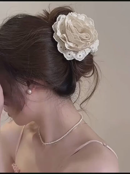 1pcs Sweet Elegant Multi Layer Flower Hair Clip for Women.