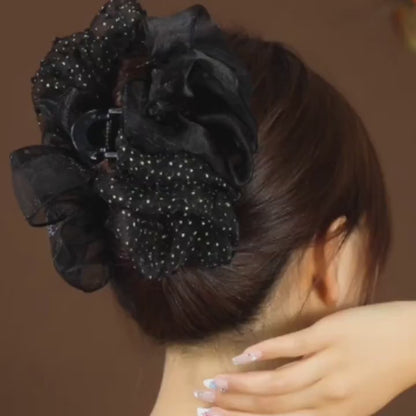 A Single Piece of Solid Color French Style Hair Claw for girls.